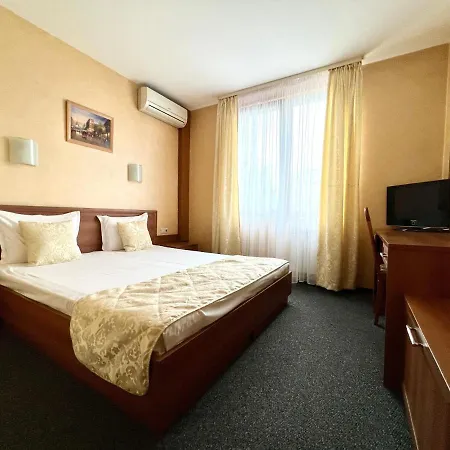 Family 007 Ivan Dimitrov-kuklata 15 Str