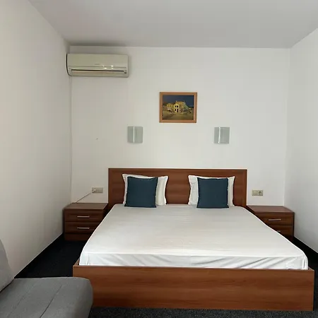 Family 007 Ivan Dimitrov-kuklata 15 Str 2* София