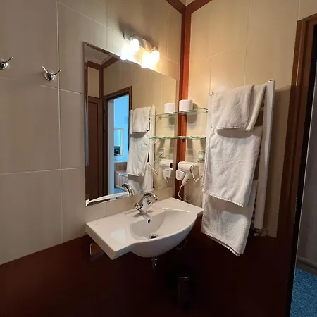 Family 007 Ivan Dimitrov-kuklata 15 Str Отель