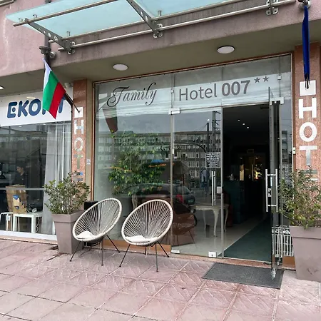 Family 007 Ivan Dimitrov-kuklata 15 Str Hotel