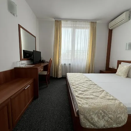 Отель Family 007 Ivan Dimitrov-kuklata 15 Str