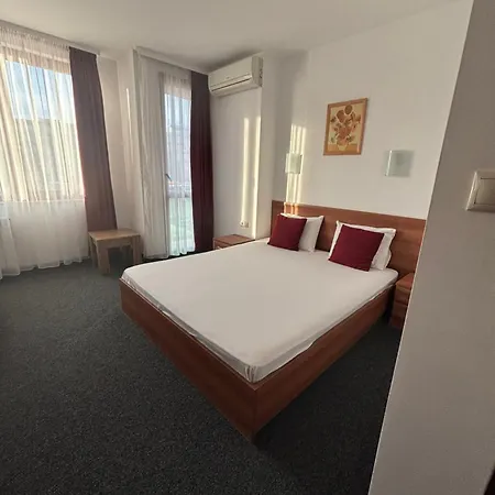 Отель Family 007 Ivan Dimitrov-kuklata 15 Str София