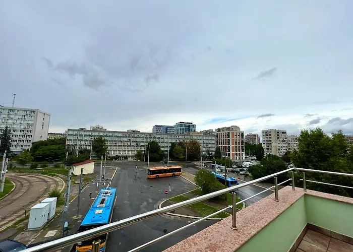 Family 007 Ivan Dimitrov-kuklata 15 Str 2* Sofie